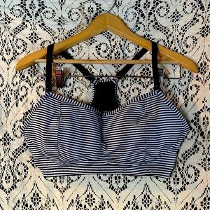 Nursing bra US large